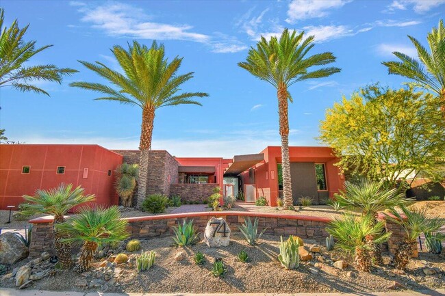 74 Royal St Georges Way in Rancho Mirage, CA - Building Photo - Building Photo