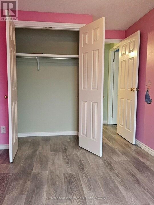 6767 Thorold Stone Rd in Niagara Falls, ON - Building Photo