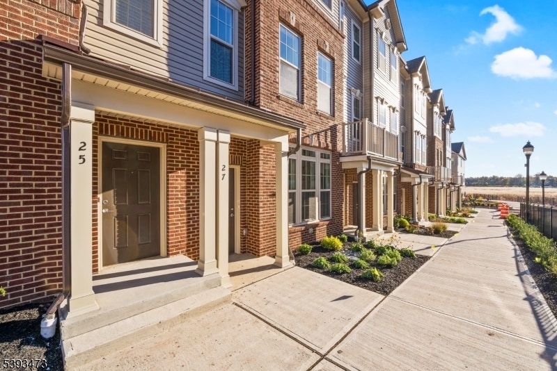 25 Robeson St in Somerville, NJ - Building Photo