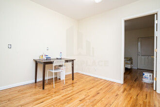 153 Skillman St in Brooklyn, NY - Building Photo - Interior Photo