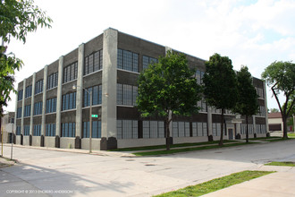 Junior House Lofts in Milwaukee, WI - Building Photo - Building Photo