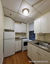 364 Riverway in Boston, MA - Building Photo