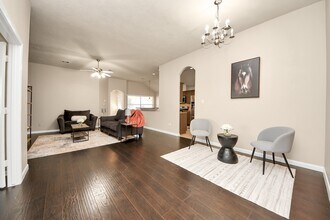 13342 Southpoint Ln in Houston, TX - Foto de edificio - Building Photo