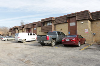 The Fig Tree Apartments in Dallas, TX - Building Photo - Building Photo