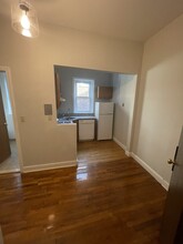 1188 Commonwealth Ave, Unit 4 in Boston, MA - Building Photo - Building Photo