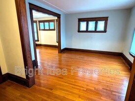 801 4th St E in St. Paul, MN - Building Photo