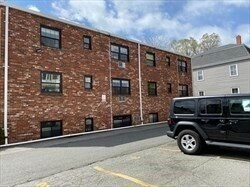 26 Myrtle St, Unit #5 in Malden, MA - Building Photo - Building Photo