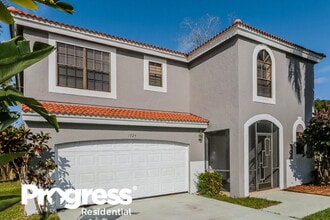 1725 Shoreside Cir in Wellington, FL - Building Photo - Building Photo