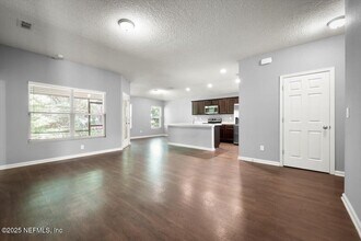 613 Washington Ln in Green Cove Springs, FL - Building Photo - Building Photo