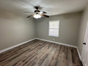 2604 24th St in Lubbock, TX - Building Photo - Building Photo