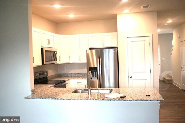 105 Nootka Wy, Unit 1203 in Winchester, VA - Building Photo - Building Photo