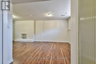 24 Fintona Ave in Toronto, ON - Building Photo - Building Photo