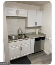 856 Five Forks Trickum Rd SW in Lawrenceville, GA - Building Photo - Building Photo