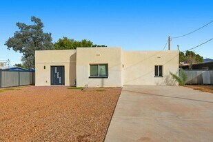 3525 E Willard St in Tucson, AZ - Building Photo