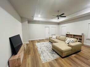 17881 Kelso Dr in D'Iberville, MS - Building Photo - Building Photo