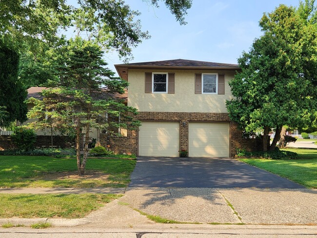 property at 316 Finstock Way