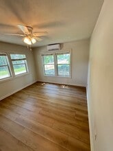 303 W Athens St in Hutchins, TX - Building Photo - Building Photo