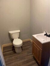 359 Locust St in New Martinsville, WV - Foto de edificio - Building Photo