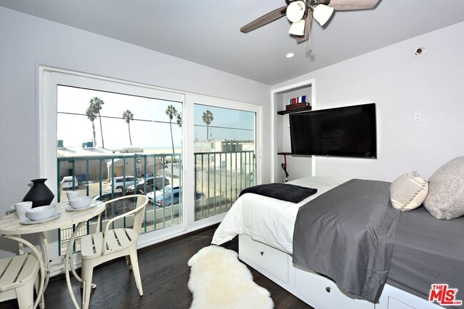 property at 16 Clubhouse Ave
