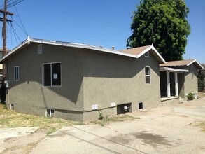 1217-1221 W 109th St in Los Angeles, CA - Building Photo - Building Photo