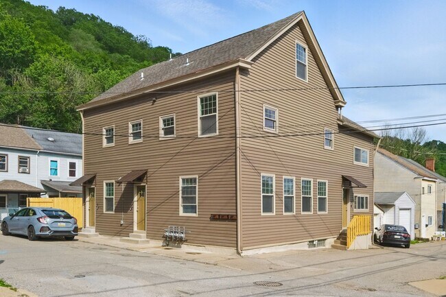 property at 1 Higgins St