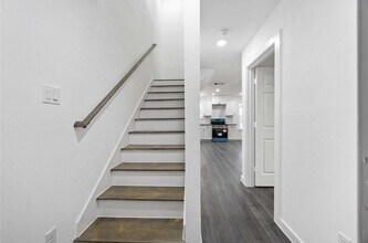 2320 Wavell St in Houston, TX - Building Photo - Building Photo