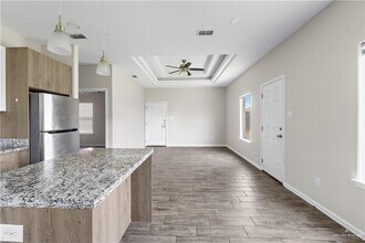 17 Kentucky St in Alton, TX - Building Photo - Building Photo