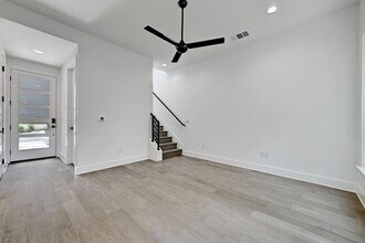 2308 Maxwell Ln in Austin, TX - Building Photo - Building Photo