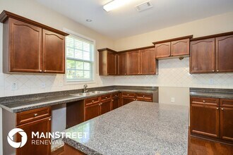 942 Creek Bottom Rd SW in Loganville, GA - Building Photo - Building Photo