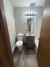 910 S Phillips Ave in Sioux Falls, SD - Foto de edificio - Building Photo