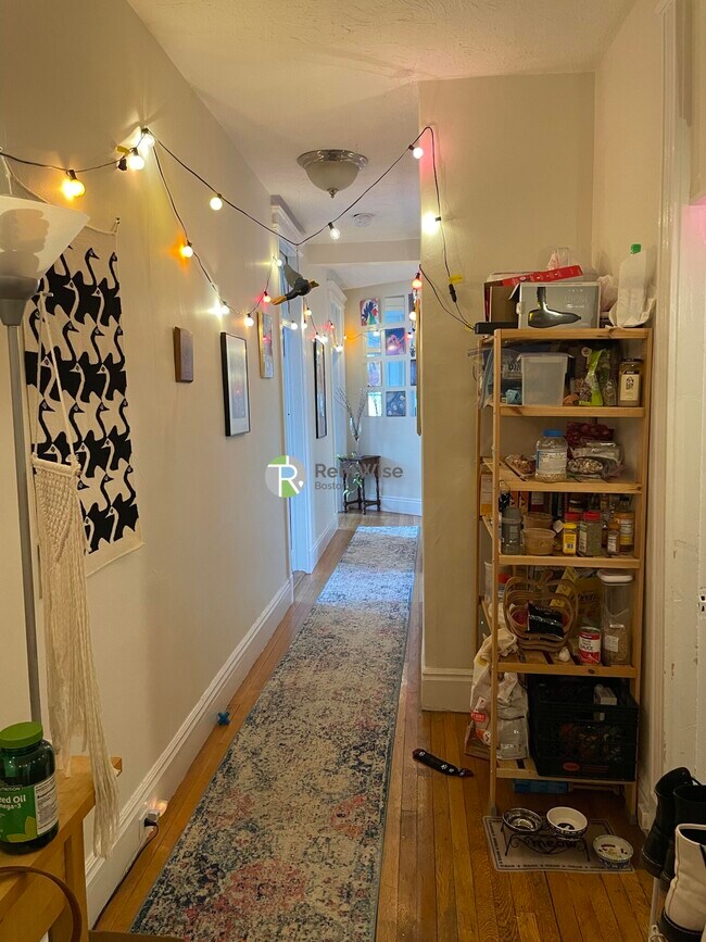 76 Gordon St
