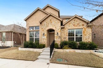 6033 Dandelion Dr in Aubrey, TX - Building Photo - Building Photo