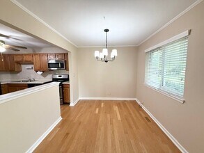 602 Stone Cir Ct in Schaumburg, IL - Building Photo - Building Photo