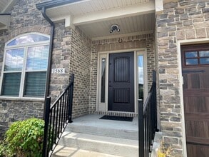 1568 Sweet Clover Pk in Lexington, KY - Building Photo - Building Photo