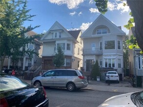 374 E 2nd St in Brooklyn, NY - Building Photo - Building Photo
