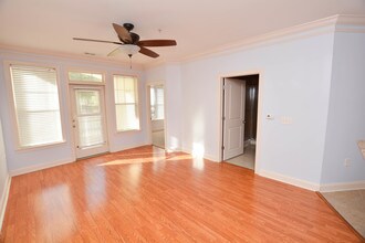 1900 Belle Isle Ave-Unit -102 in Mount Pleasant, SC - Building Photo - Building Photo