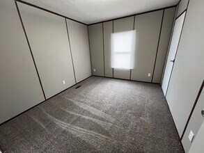 108 Plum St in Hopkinsville, KY - Foto de edificio - Building Photo