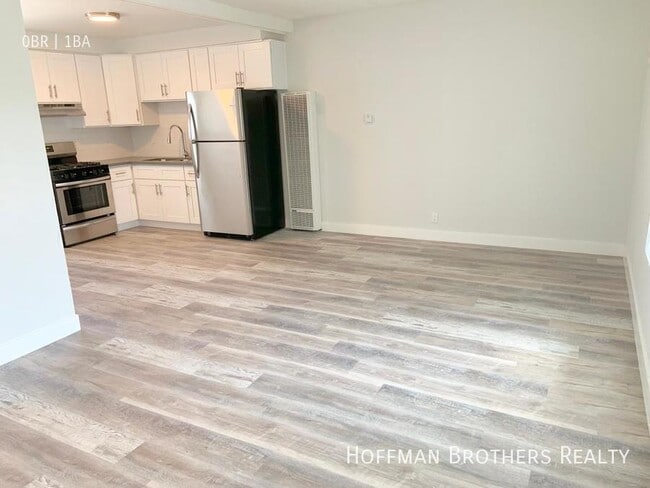 4050 W El Segundo Blvd, Unit 20 in Hawthorne, CA - Building Photo - Building Photo