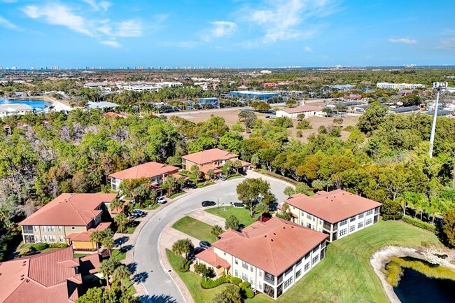 1338 Corso Palermo Ct in Naples, FL - Foto de edificio - Building Photo