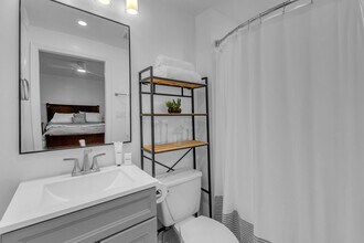 75250 Vista Huerto in Palm Desert, CA - Building Photo - Building Photo