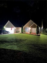 4215 Hamilton Walk Dr in Buford, GA - Building Photo