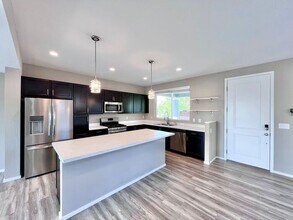 12754 Crane River Dr in Longmont, CO - Building Photo - Building Photo