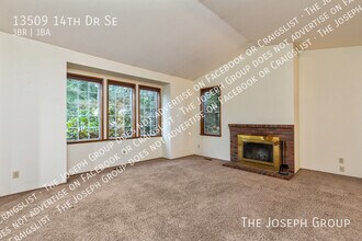 13509 14th Dr SE in Mill Creek, WA - Building Photo - Building Photo