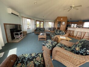 42091 Dune Wy in Avon, NC - Building Photo - Building Photo