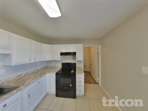 3312 Woodlark Dr in Fort Worth, TX - Foto de edificio - Building Photo