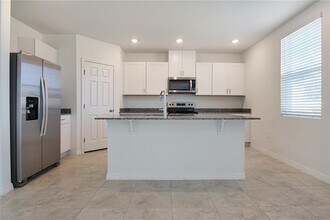 879 Sand Sea Pl in Haines City, FL - Building Photo - Building Photo