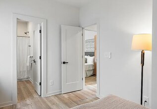 5808 Knight St in Hanahan, SC - Building Photo - Building Photo