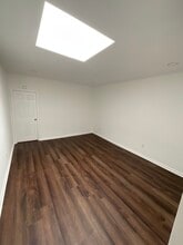 3208 Eastern Ave, Unit #B in Baltimore, MD - Foto de edificio - Building Photo