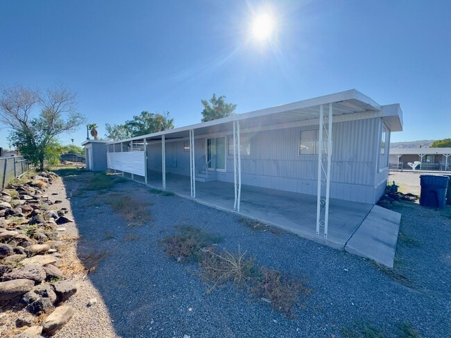 1903 Monterey Dr in Bullhead City, AZ - Building Photo - Building Photo