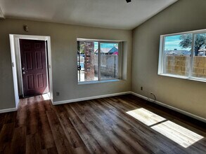 442 S 32nd Pl in Mesa, AZ - Building Photo - Building Photo